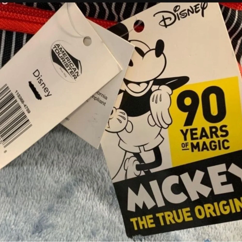 Vintage BNWT Disney Suitcase & Duffle Bag. Ready for your next Trip!